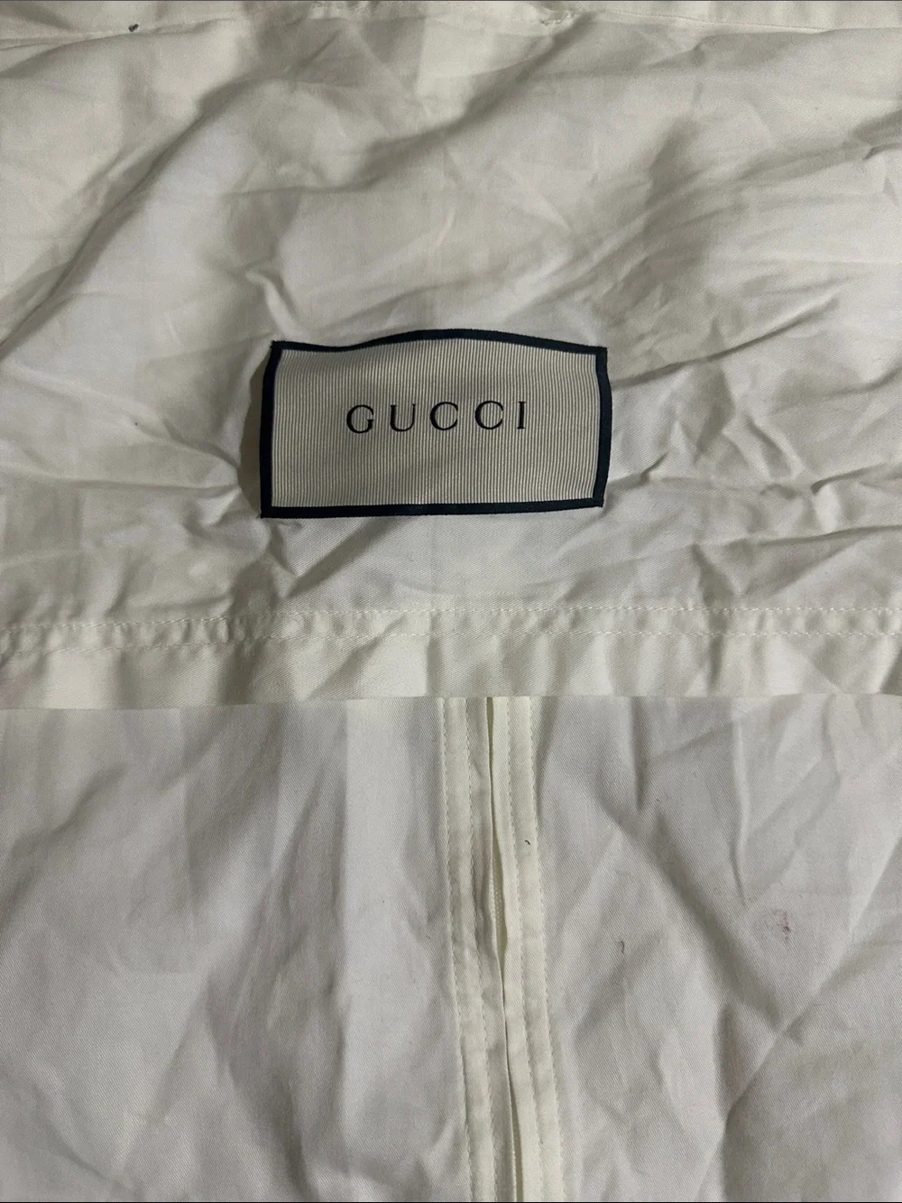 Gucci White Zippered Garment Cover with Logo Patch